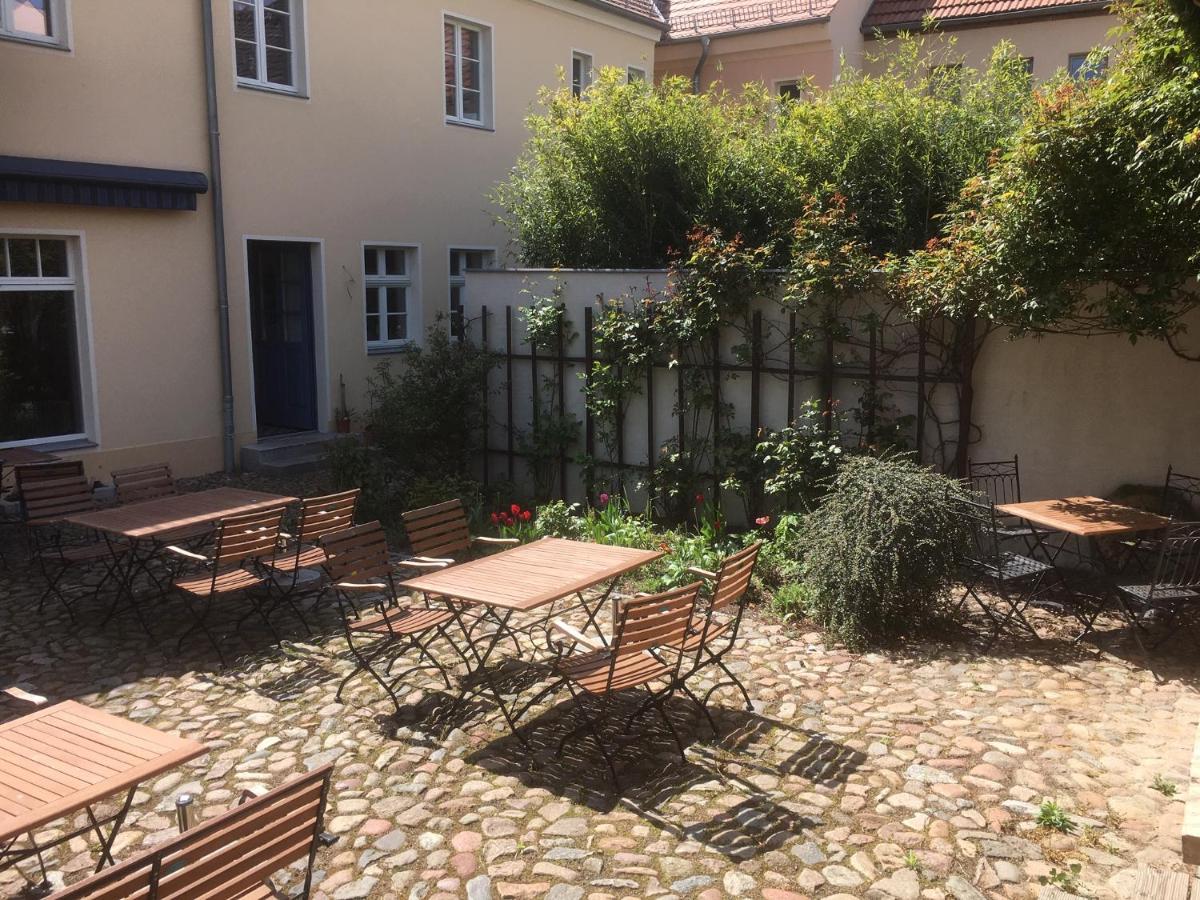 Altstadt-Ferienwohnungen Neuruppin Exterior foto